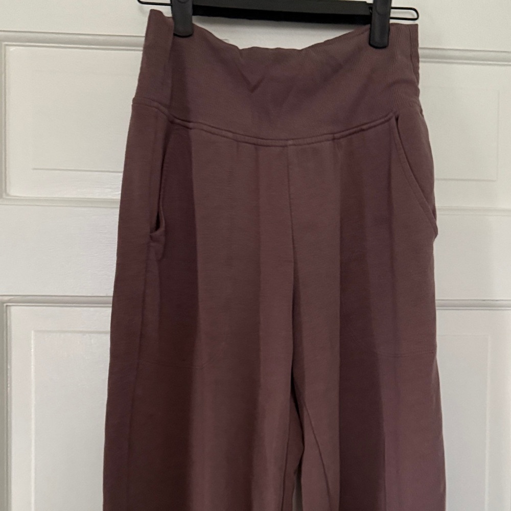 Athleta Coaster Luxe High Rise Jogger in dusty rose - Picture 6 of 11